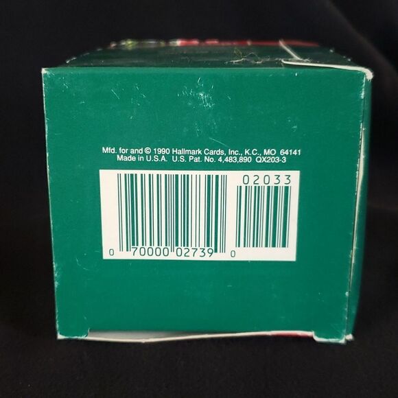 Vintage Hallmark Betsey Clark: Home for Christmas Glass Ball Ornament Dated 1990 - Picture 3 of 11